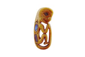 Shaman’s Amulet N1384