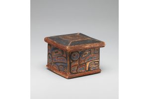Lidded Box N3944